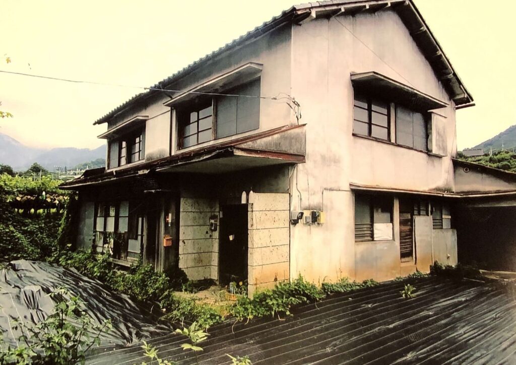 山梨県笛吹市｜農園や釣り堀が近くにある、一軒家と蔵2棟の土地建物あわせて0円 【みんなの0円物件】無償譲渡物件の
